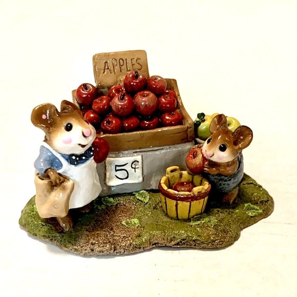 Wee Forest Folk M-1987  Adam's Apples  Retired in 2011 - Picture 1 of 1
